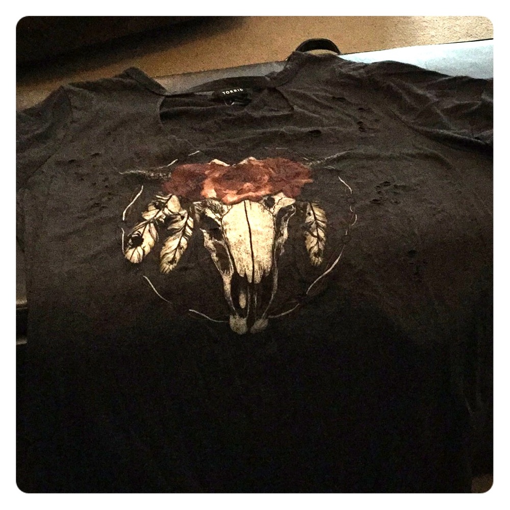 Plus size 3 Torrid distressed t shirt